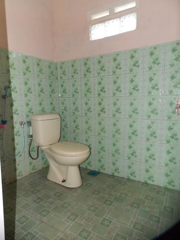 Hotel Putra Sindang Asih Batukaras Ruang foto